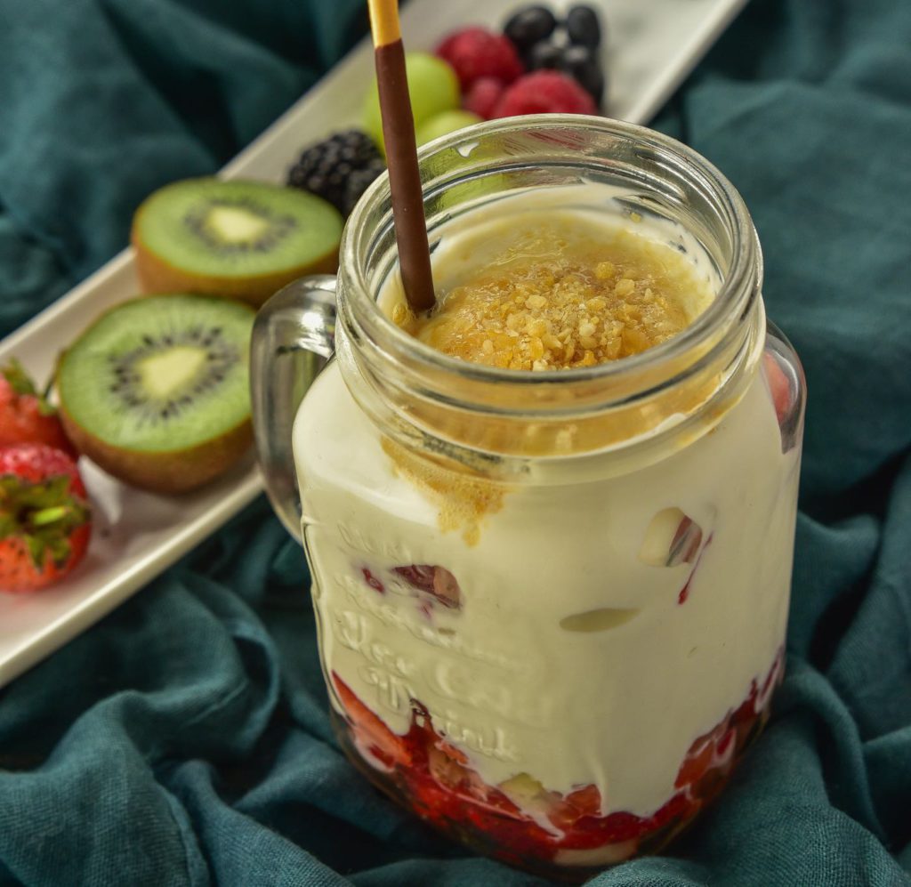 Restaurant Las Maravillas at Ronda (Málaga) Spain - Sparkling yogurt cream with fruit