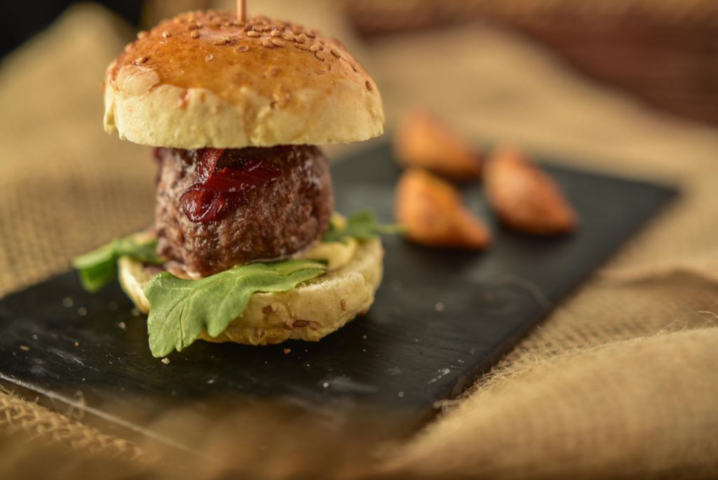 Restaurante Las Maravillas en Ronda (Málaga) - Mini burger de Buey