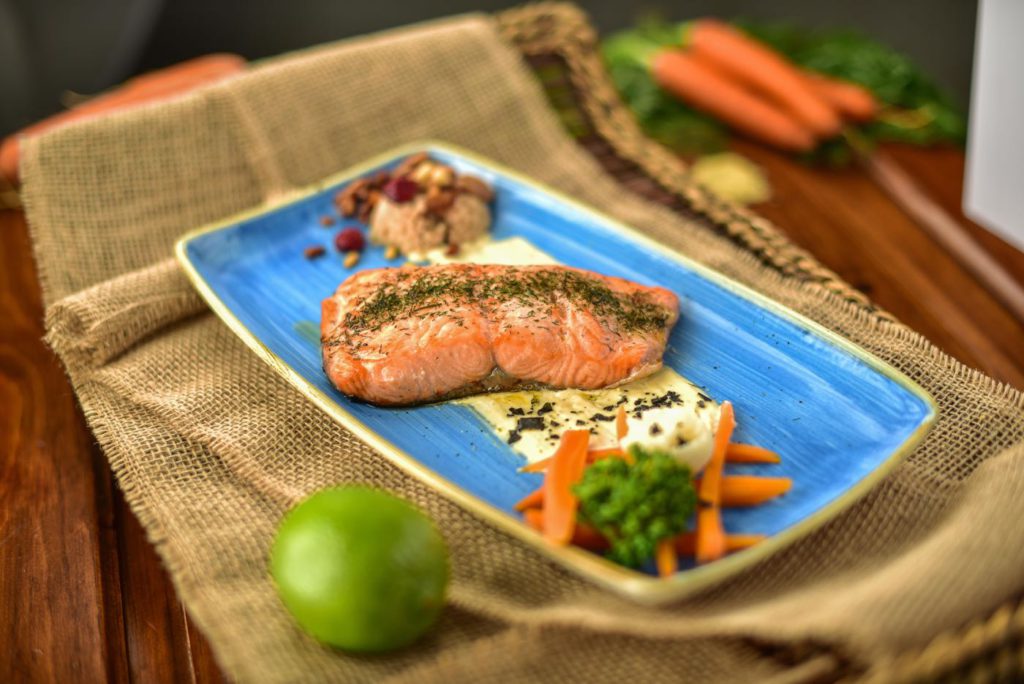 Restaurant Las Maravillas at Ronda (Málaga) Spain - Salmon with citrus cous cous and tartar sauce